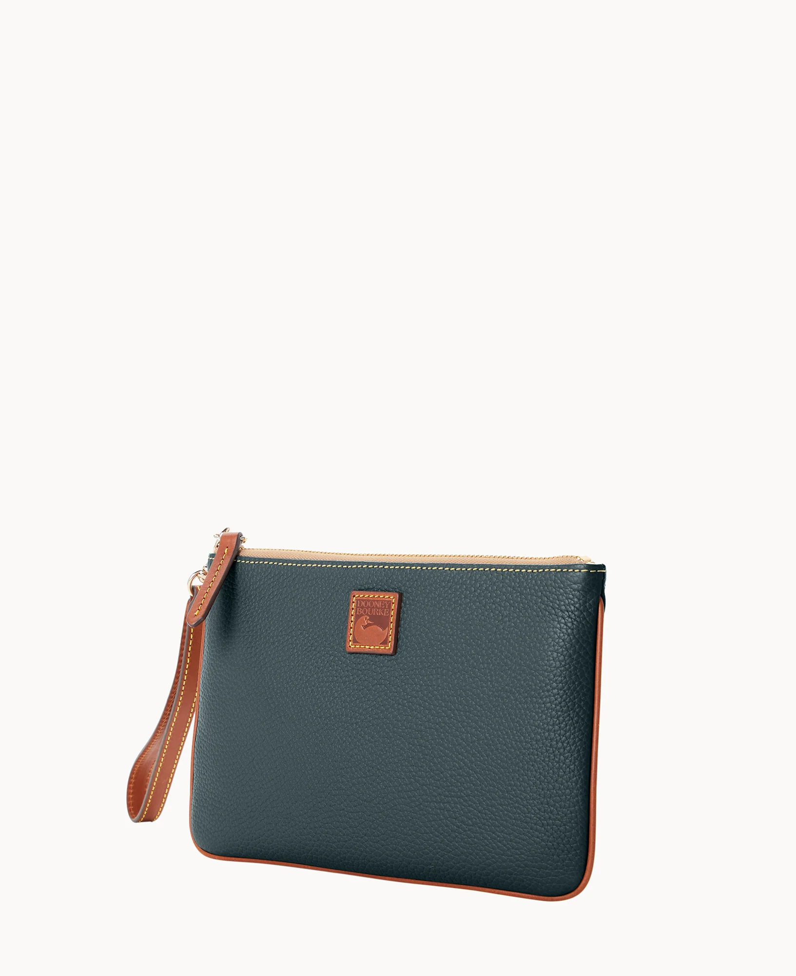 Pebble Grain Large Wristlet